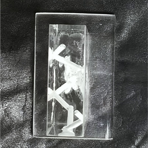 Owl on a tree Lucite Figurine - Picture 8 of 8